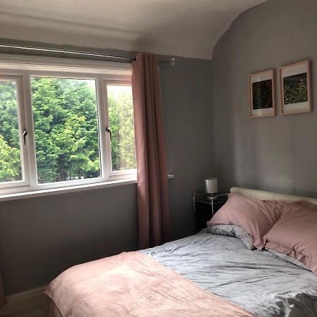 Double Bedroom Manchester Exterior foto